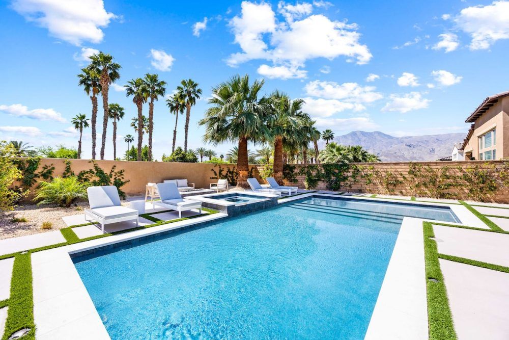 (40) Twin Palms Retreat Main Image